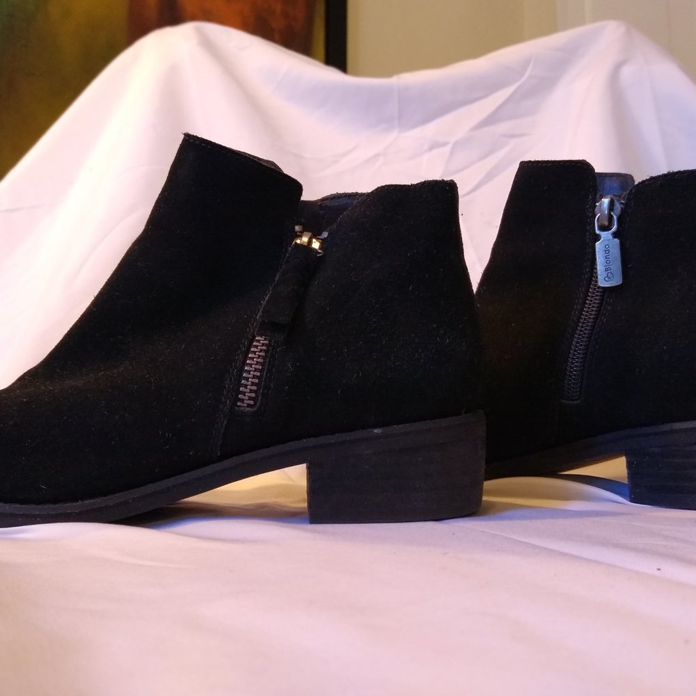 Cute ISAAC WATERPROOF BOOTIE Blondo Bk Suede 7.5